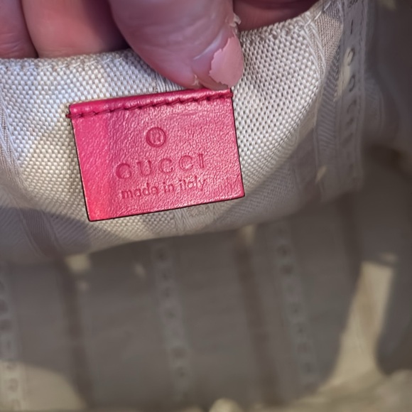 Stunning Gucci GG Guccissima Studded Bucket Bag - Picture 10 of 16